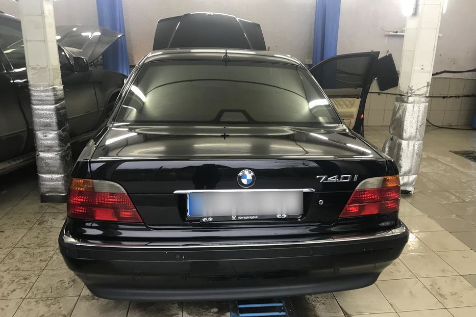 Продам BMW 740 2001 года в Одессе