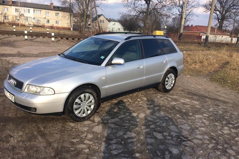 Продам Audi A4 2000 года в Харькове