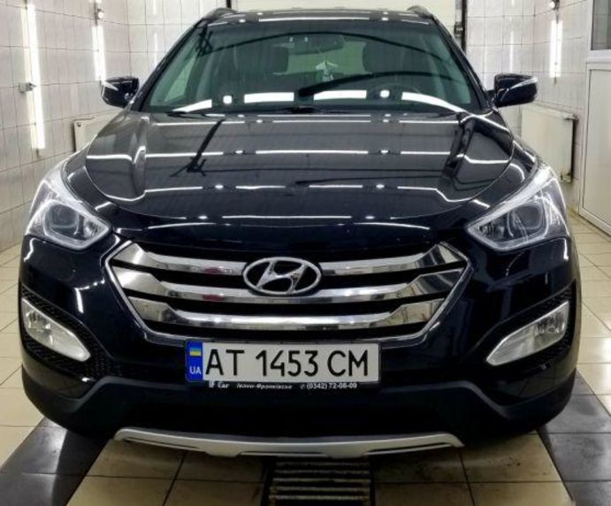 Продам Hyundai Santa FE Sport 2013 года в Ивано-Франковске