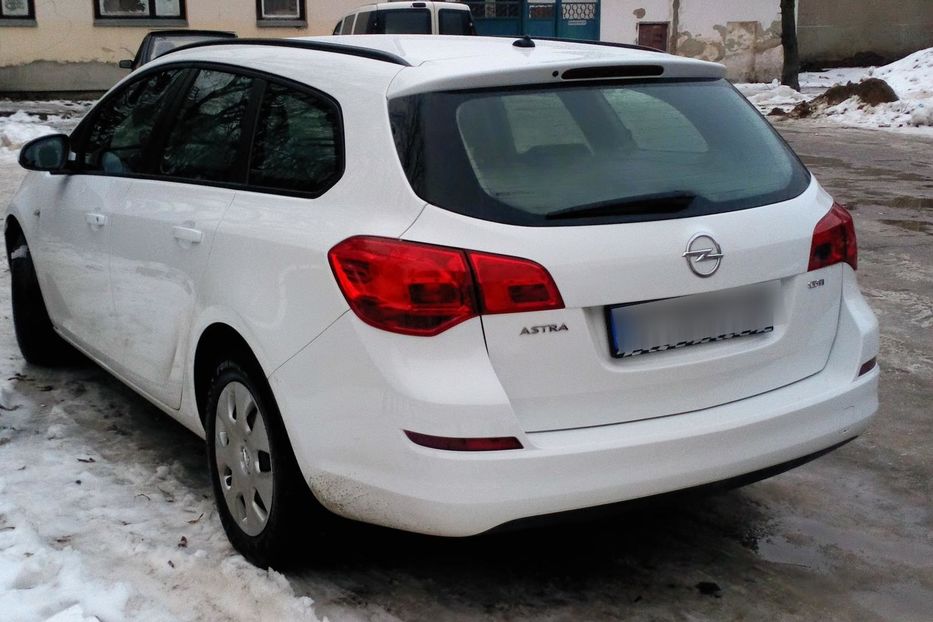 Продам Opel Astra J 2012 года в г. Коломыя, Ивано-Франковская область