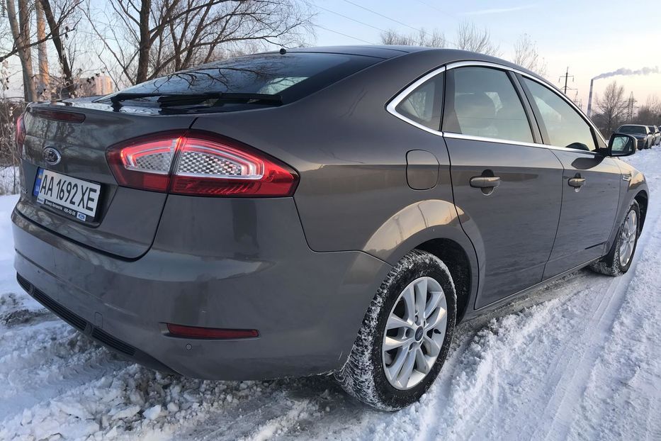 Продам Ford Mondeo Lunar sky official  2013 года в Киеве