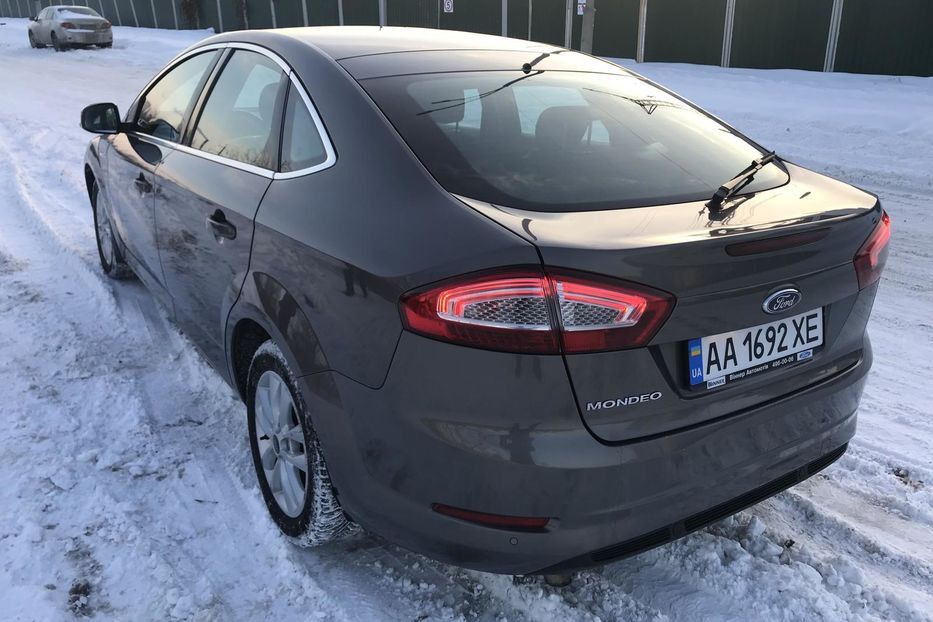 Продам Ford Mondeo Lunar sky official  2013 года в Киеве