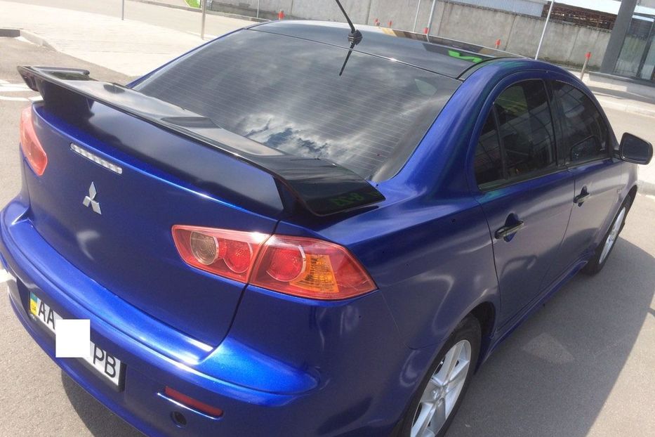 Продам Mitsubishi Lancer 2013 года в Киеве