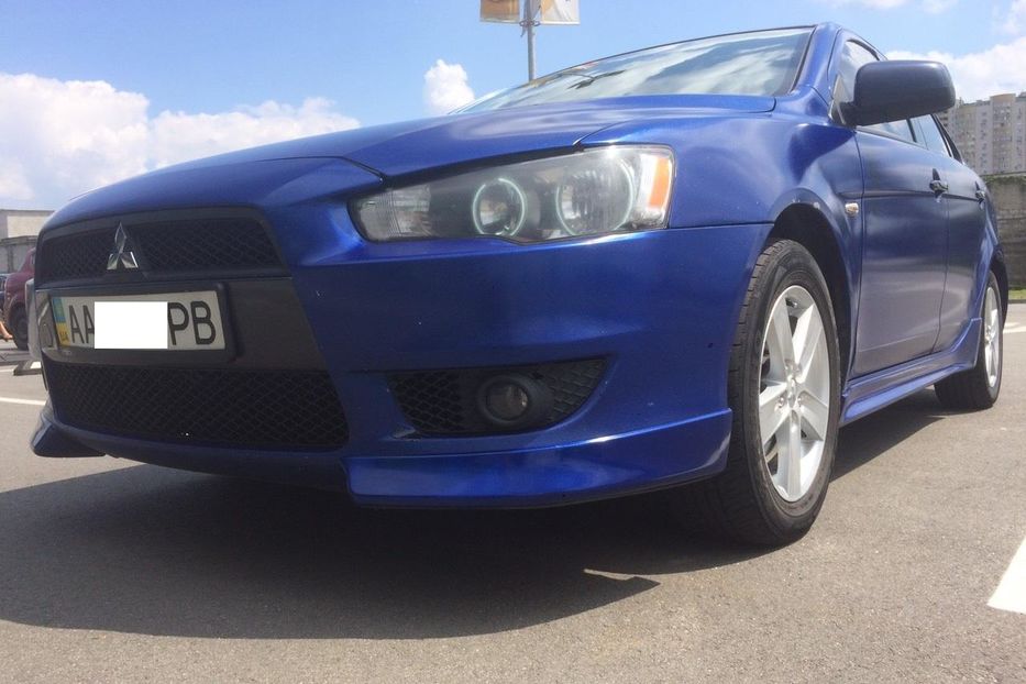 Продам Mitsubishi Lancer 2013 года в Киеве