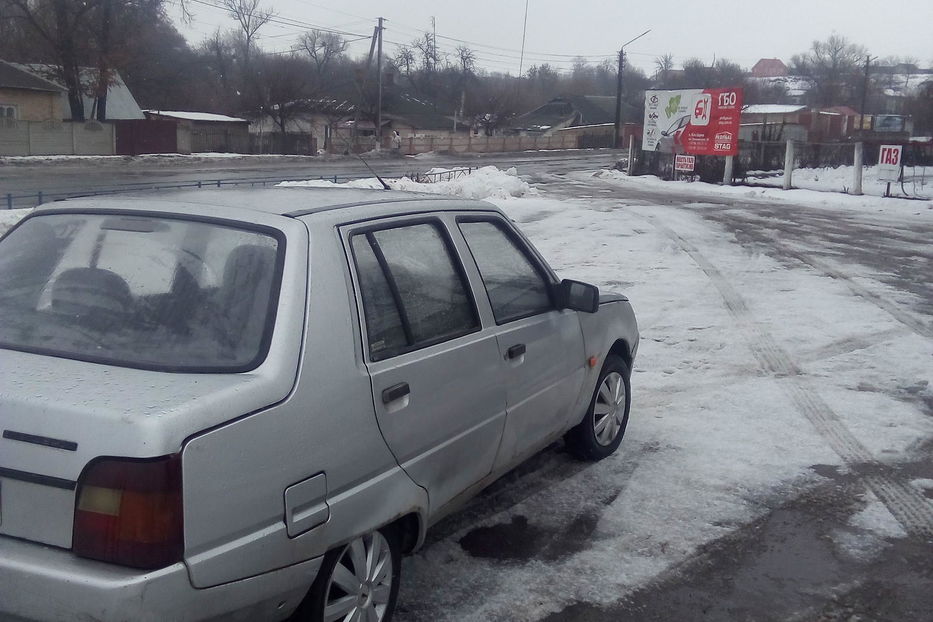 Продам ЗАЗ 1103 Славута 2000 года в г. Сквира, Киевская область
