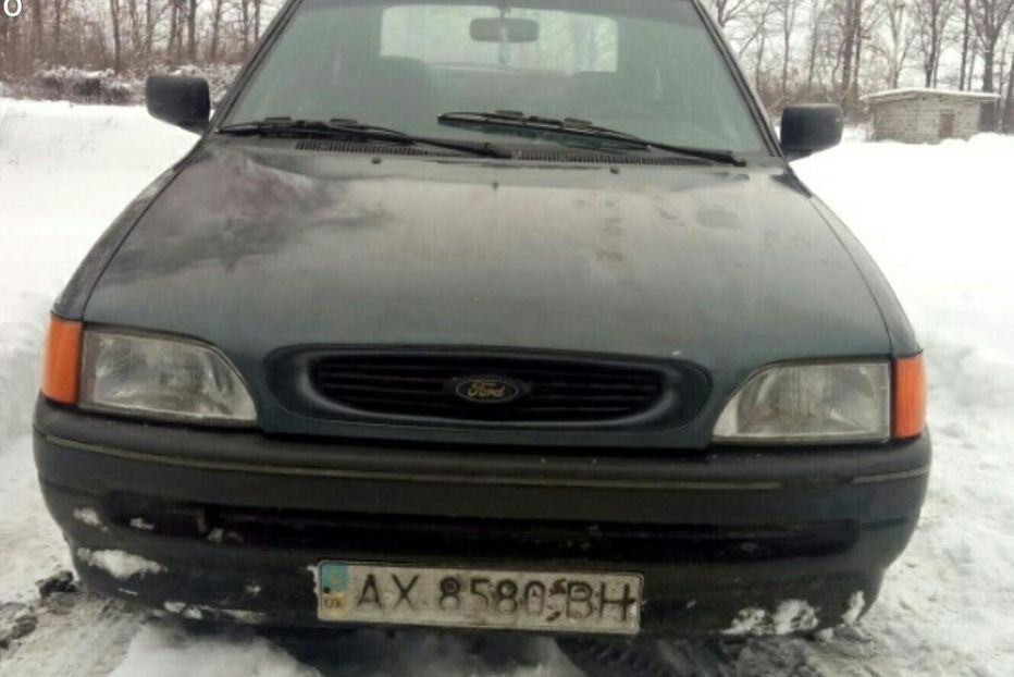 Продам Ford Escort 1993 года в г. Купянск, Харьковская область