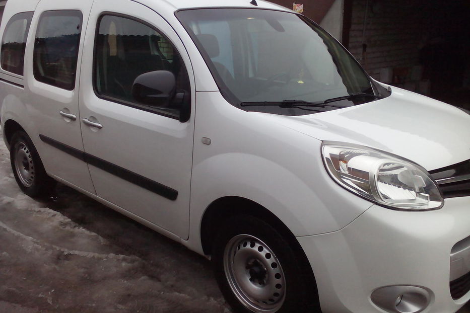 Продам Renault Kangoo пасс. 2013 года в Житомире