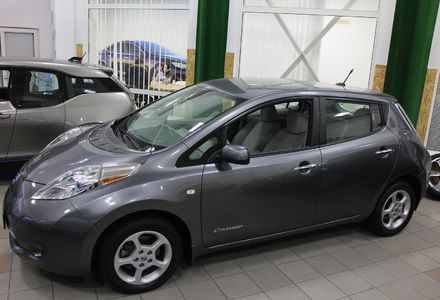 Продам Nissan Leaf 2014 года в Киеве