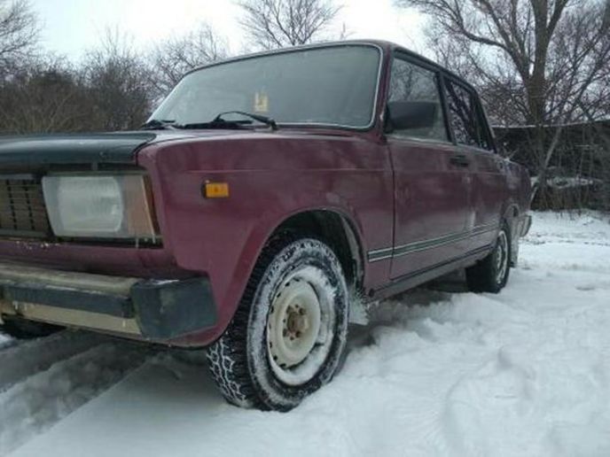 Продам ВАЗ 2105 1994 года в Черновцах