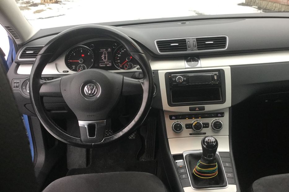 Продам Volkswagen Passat B7 B-7 2014 года в Киеве