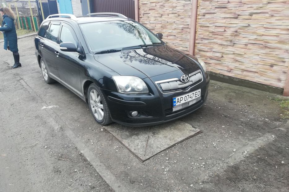 Продам Toyota Avensis 2006 года в Запорожье