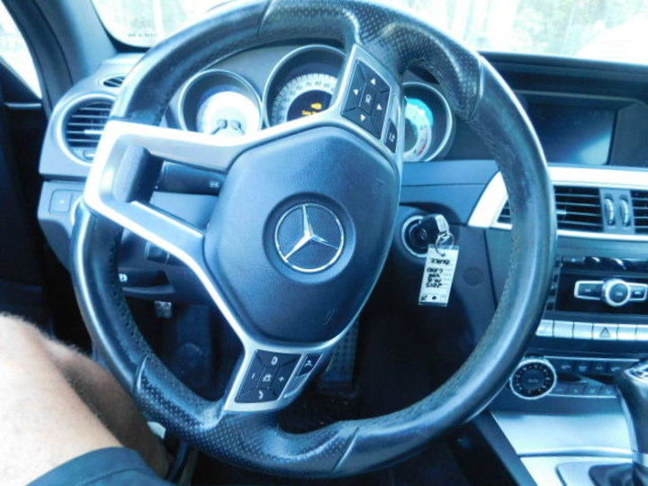 Продам Mercedes-Benz C-Class 2015 года в Харькове