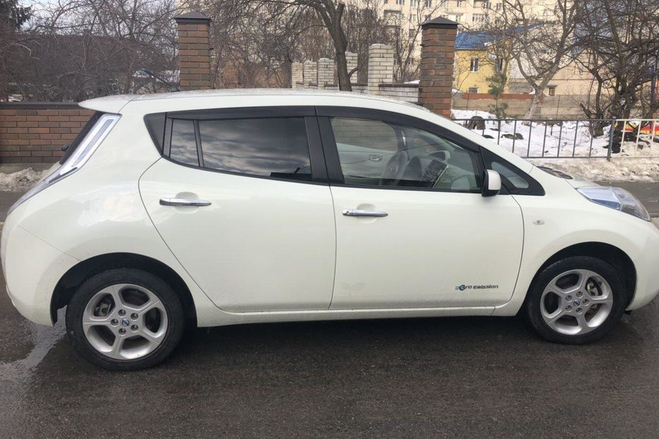 Продам Nissan Leaf S 2012 года в Львове