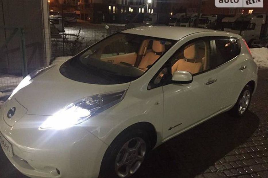 Продам Nissan Leaf S 2012 года в Львове