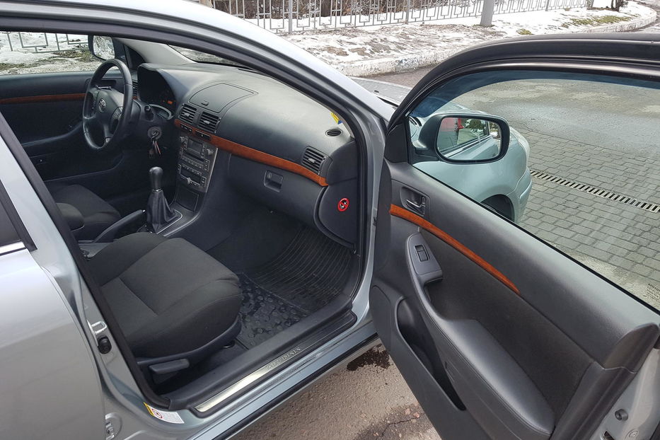 Продам Toyota Avensis 2008 года в Львове