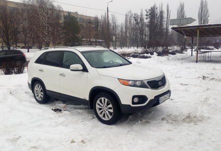 Продам Kia Sorento 2011 года в Киеве