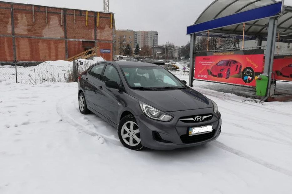 Продам Hyundai Accent  2013 года в Николаеве
