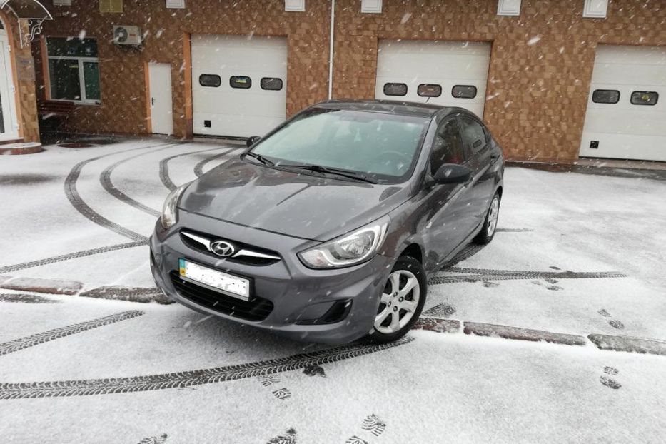 Продам Hyundai Accent  2013 года в Николаеве