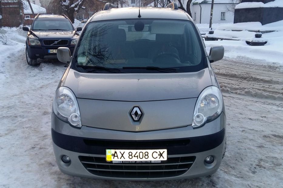 Продам Renault Kangoo пасс. Газ/Бензин 1.6 2011 года в Полтаве