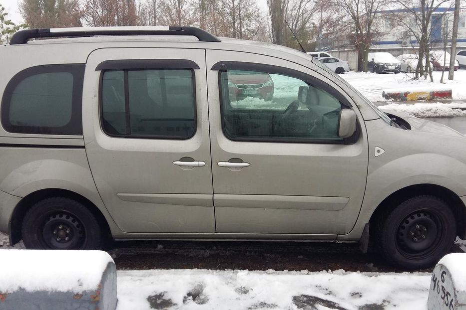 Продам Renault Kangoo пасс. Газ/Бензин 1.6 2011 года в Полтаве