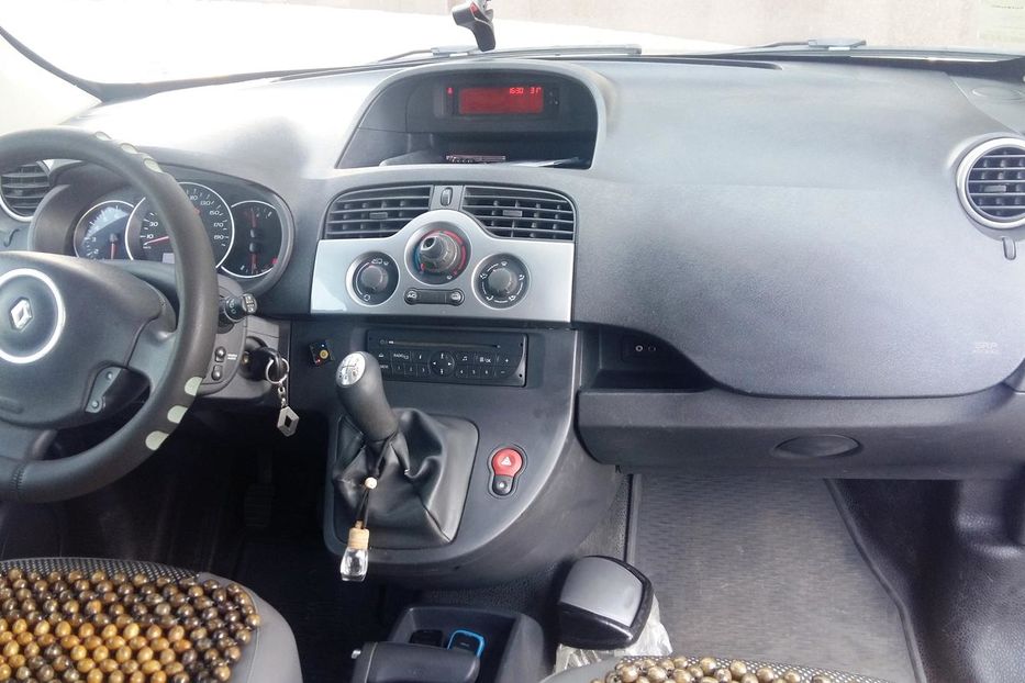 Продам Renault Kangoo пасс. Газ/Бензин 1.6 2011 года в Полтаве