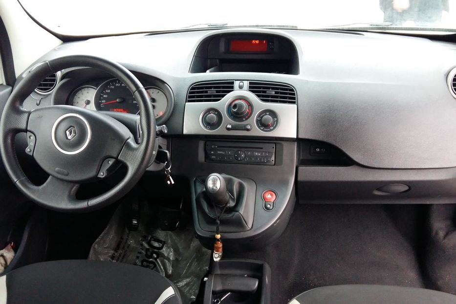 Продам Renault Kangoo пасс. LUX 1.5 2011 года в Полтаве