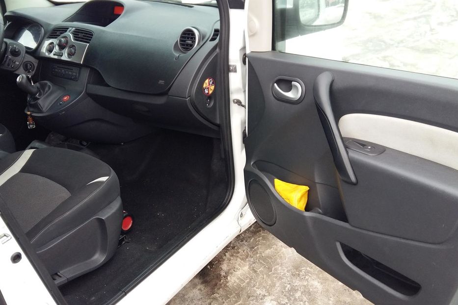 Продам Renault Kangoo пасс. LUX 1.5 2011 года в Полтаве