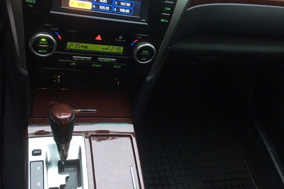 Продам Toyota Camry 50 2014 года в Киеве