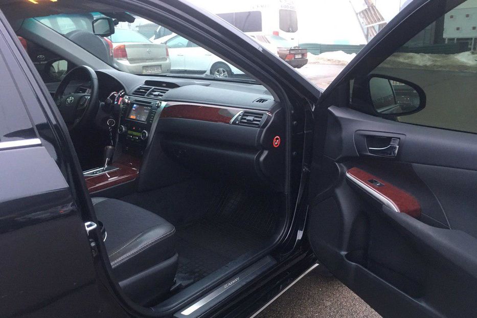 Продам Toyota Camry 50 2014 года в Киеве
