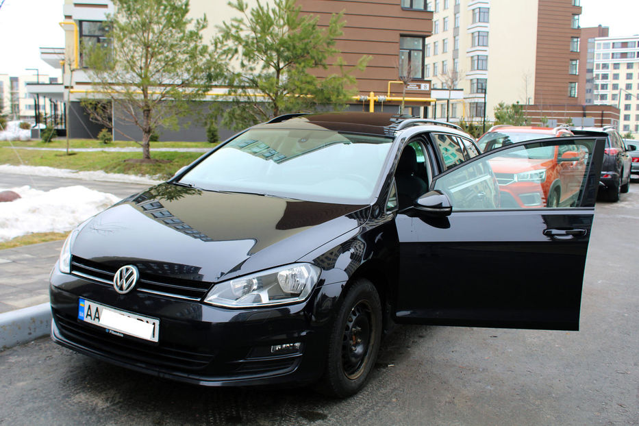 Продам Volkswagen Golf VII 2014 года в Киеве
