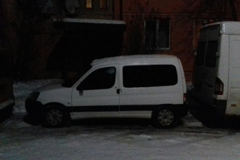 Продам Citroen Berlingo пасс. 2008 года в Львове