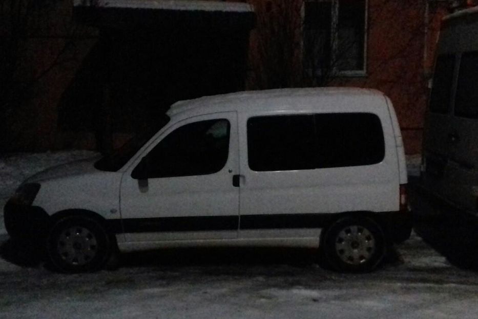 Продам Citroen Berlingo пасс. 2008 года в Львове