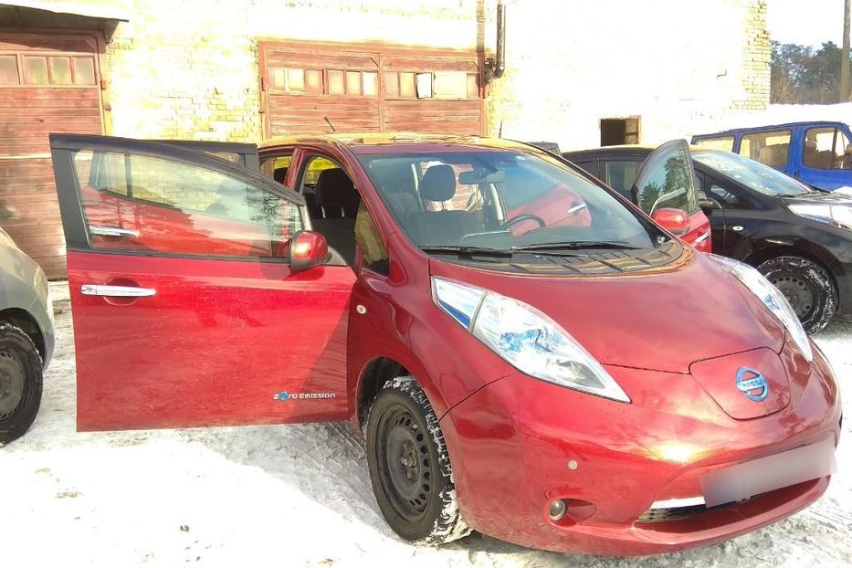 Продам Nissan Leaf S 2015 года в Киеве