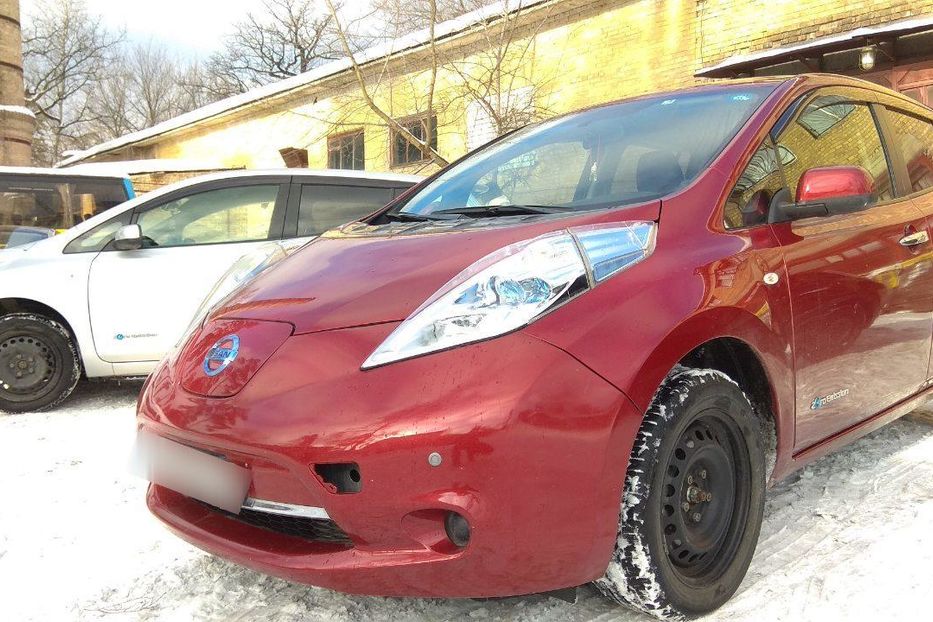 Продам Nissan Leaf S 2015 года в Киеве