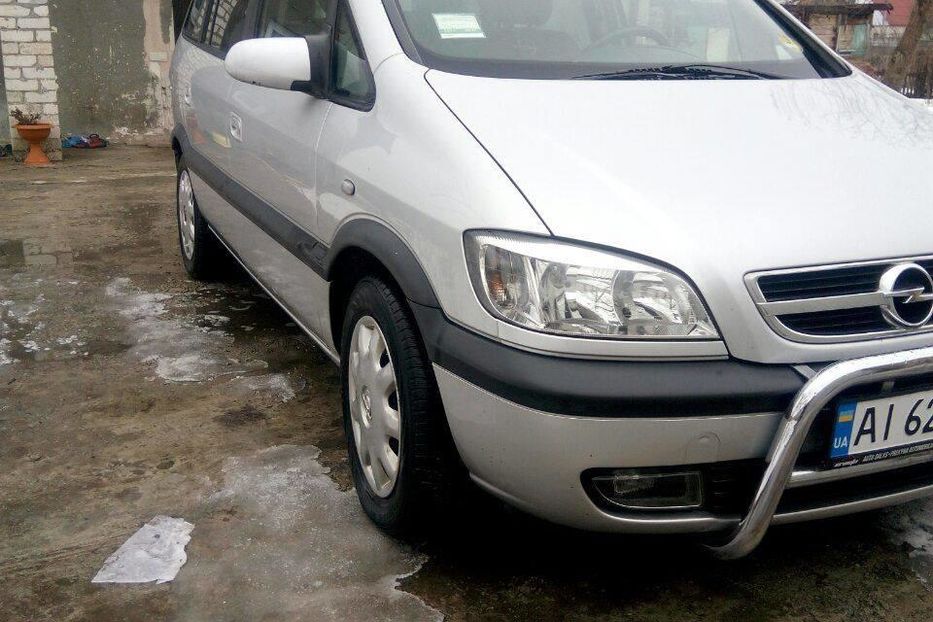 Продам Opel Zafira 2003 года в г. Малин, Житомирская область