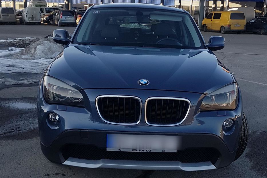 Продам BMW X1 2012 года в Львове