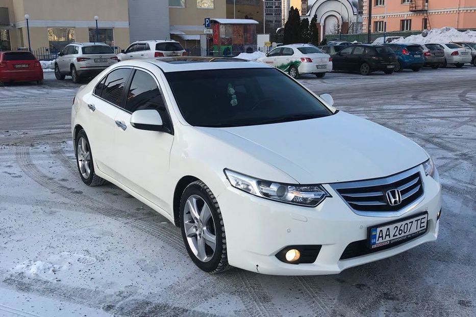 Продам Honda Accord 2011 года в Киеве