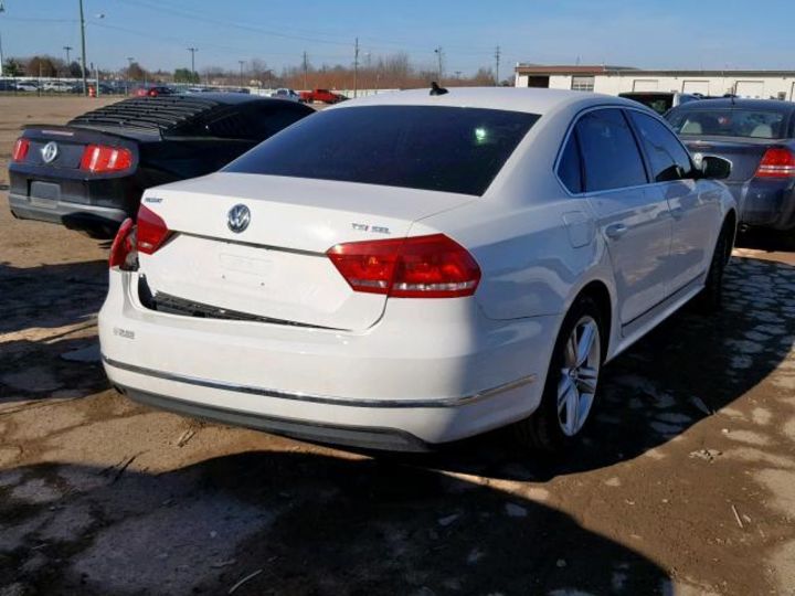 Продам Volkswagen Passat B7 SEL 2014 года в Харькове