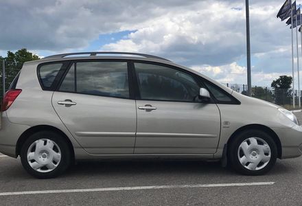 Продам Toyota Verso  2003 года в Днепре