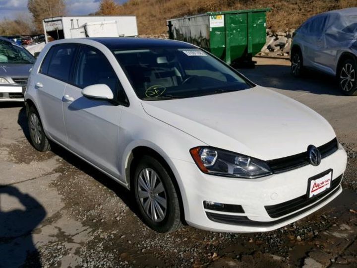 Продам Volkswagen Golf VII 2015 года в Харькове
