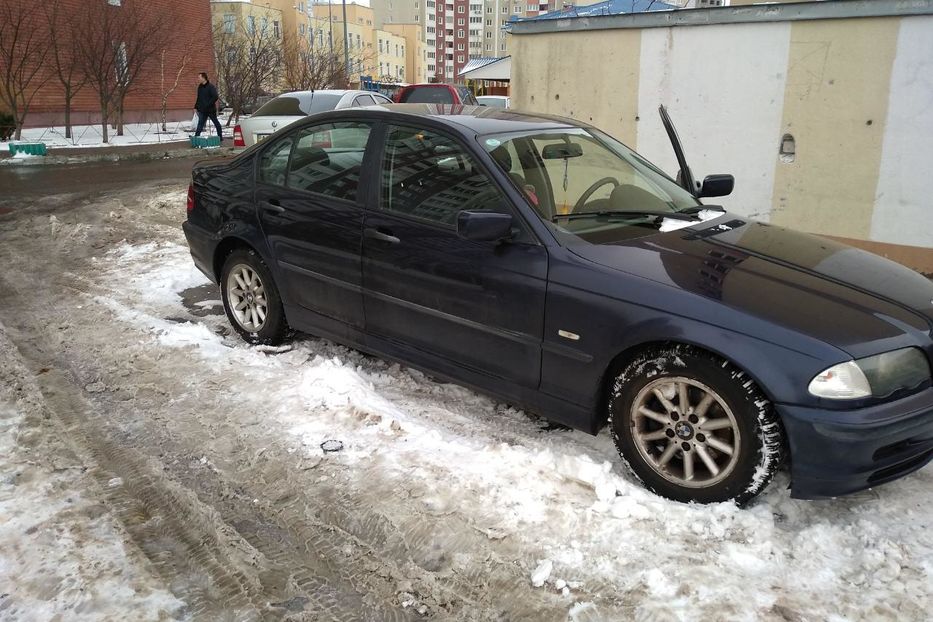 Продам BMW 318 E46 1999 года в Киеве