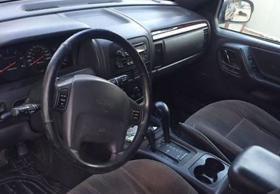 Продам Jeep Grand Cherokee Larendo 2000 года в Хмельницком