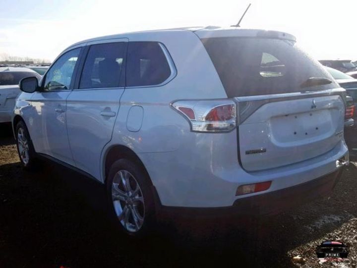 Продам Mitsubishi Outlander GT 2014 года в Харькове