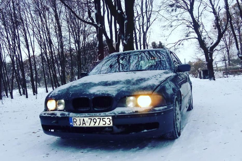 Продам BMW 525 Е39 525тдс 1998 года в г. Ржищев, Киевская область