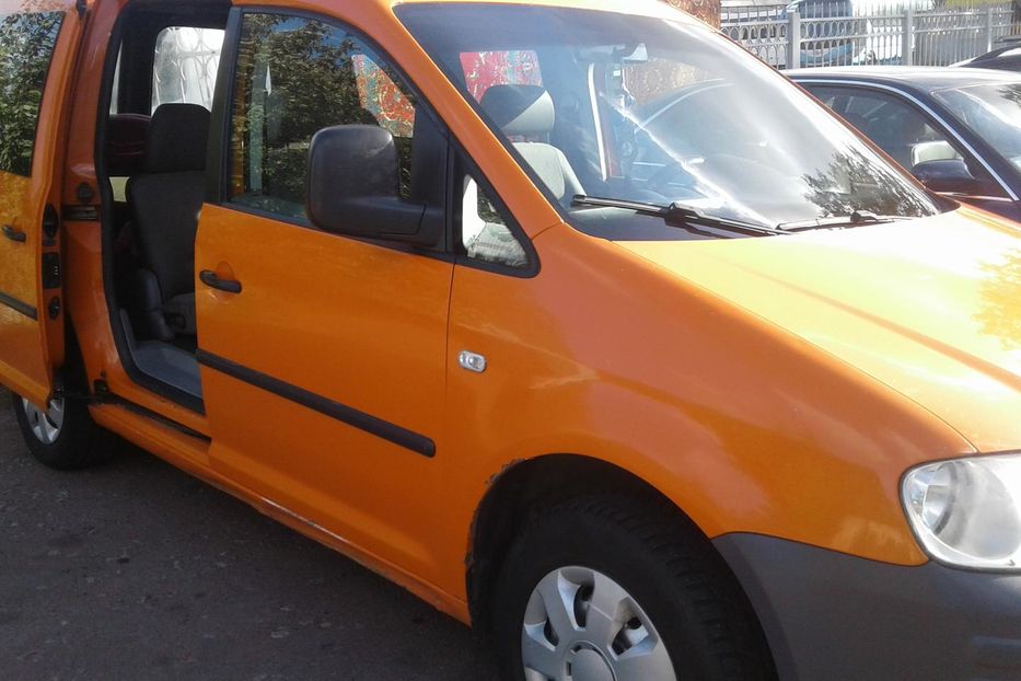 Продам Volkswagen Caddy пасс. 2007 года в г. Коростень, Житомирская область