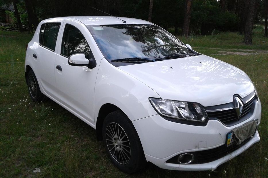 Продам Renault Sandero 2013 года в Луцке