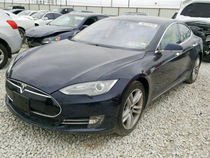 Продам Tesla Model S 2014 года в Харькове