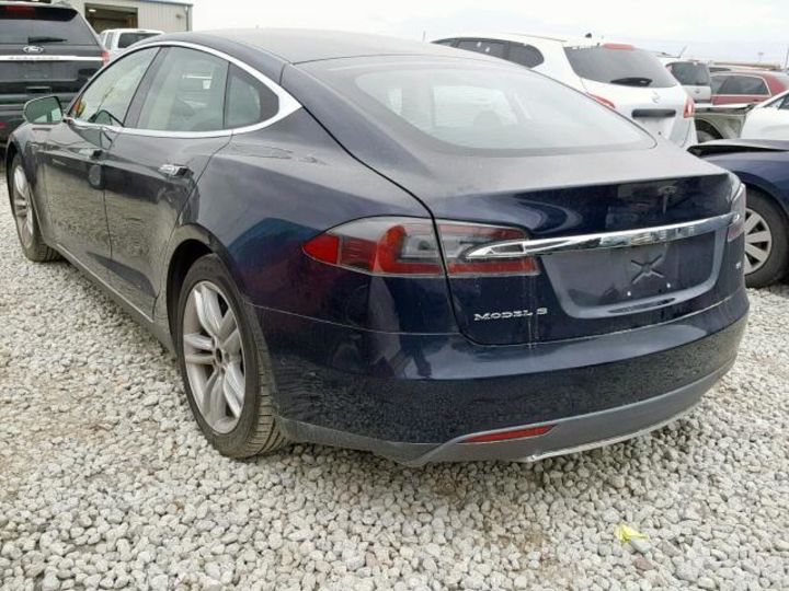 Продам Tesla Model S 2014 года в Харькове