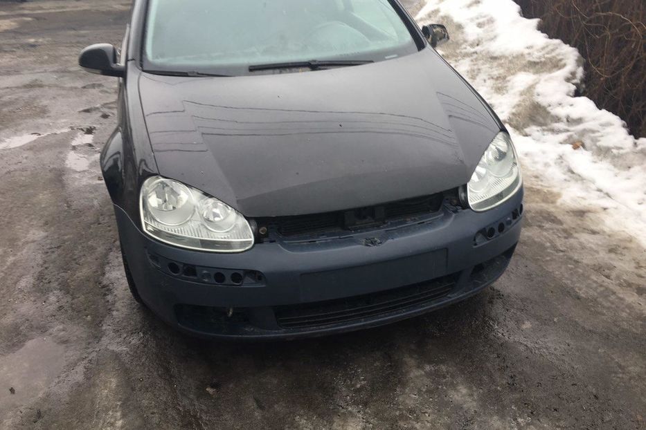 Продам Volkswagen Golf V 2004 года в Киеве