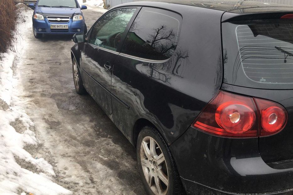 Продам Volkswagen Golf V 2004 года в Киеве